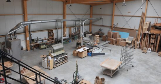 atelier et machines de l'ébénisterie Auboi