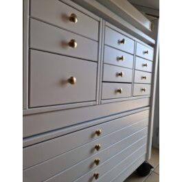 meuble atelier d'art en finition blanche