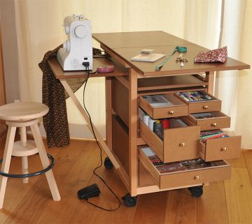 Petit meuble atelier couture table découpe et tiroirs